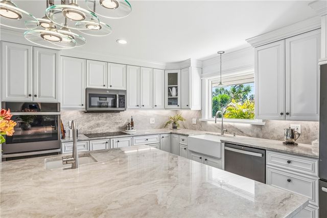 727 Shore Drive, Vero Beach, FL 32963