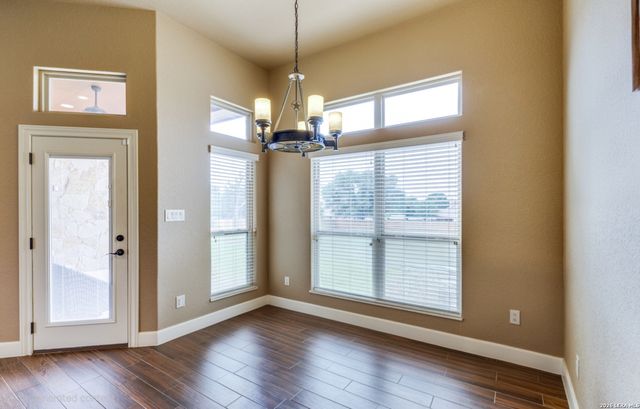 137 EDEN XING, Adkins, TX 78101