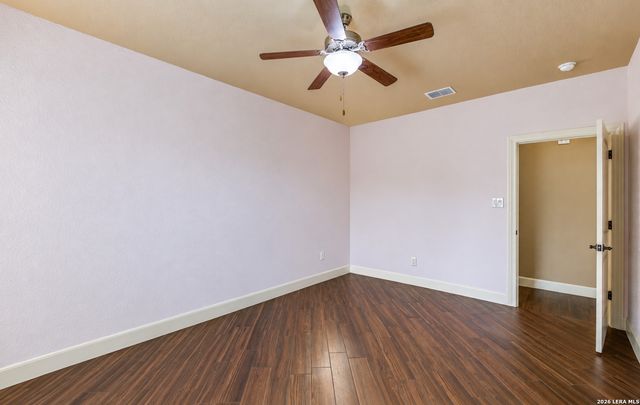 137 EDEN XING, Adkins, TX 78101
