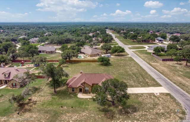 137 EDEN XING, Adkins, TX 78101