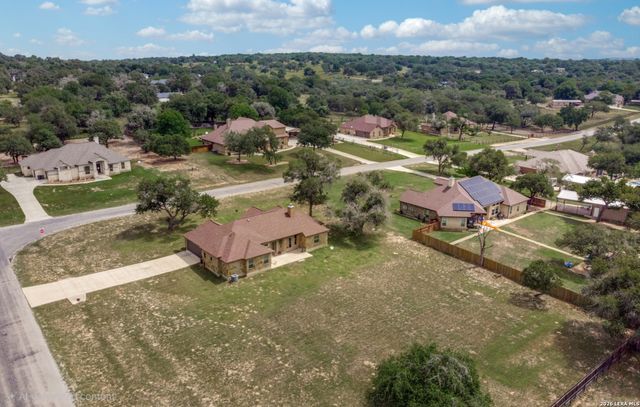 137 EDEN XING, Adkins, TX 78101
