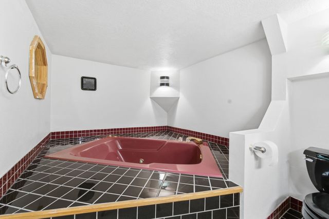 2617 W Cleveland Ave, Spokane, WA 99205