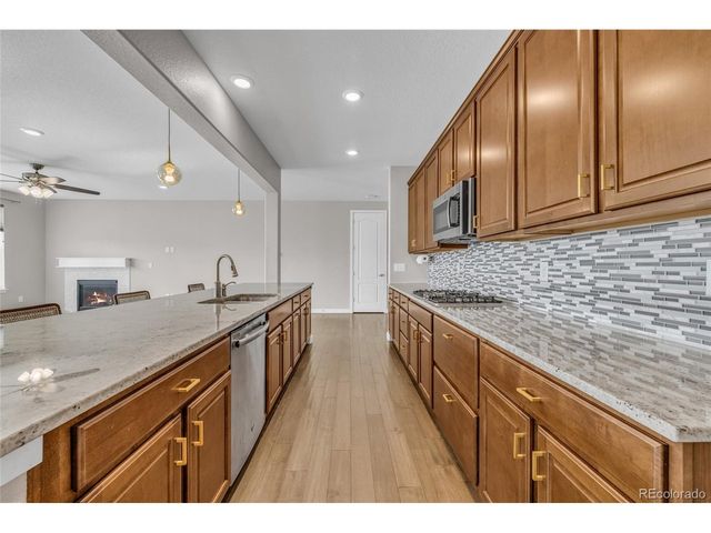 980 Sandstone Cir, Erie, CO 80516