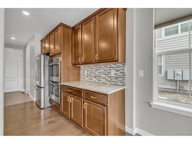 980 Sandstone Cir, Erie, CO 80516