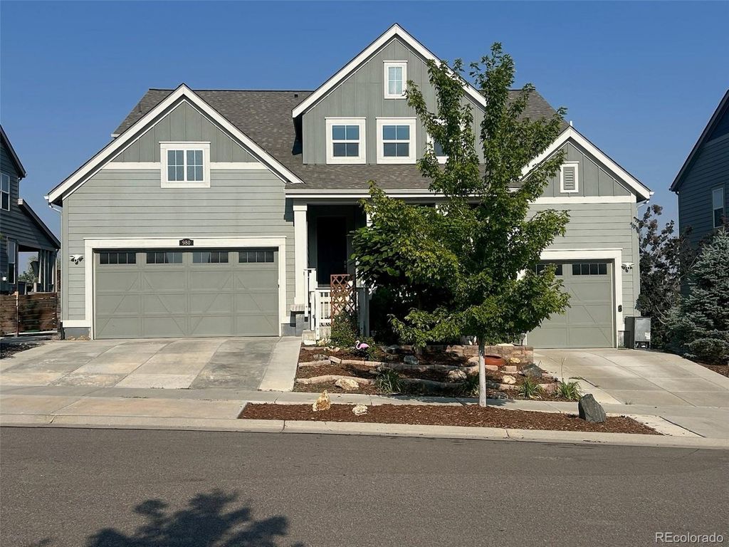 980 Sandstone Cir, Erie, CO 80516