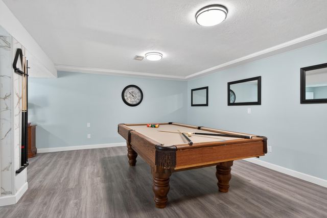 1136 Chinoe Road, Lexington, KY 40502