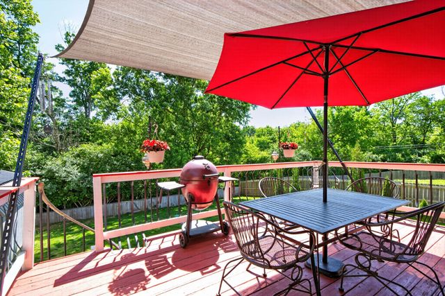 1136 Chinoe Road, Lexington, KY 40502