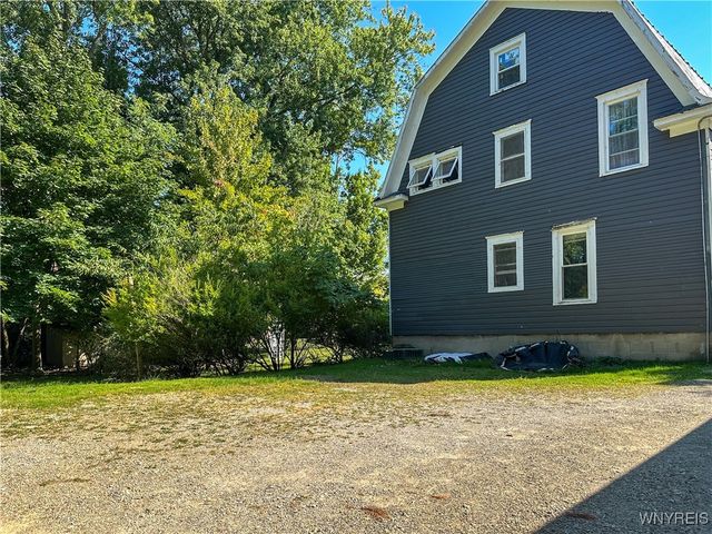 67 Maple Avenue, Pomfret, NY 14063