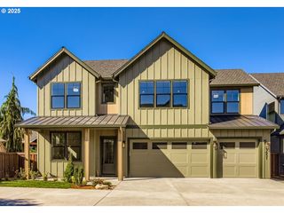 3651 Nw LANA Pl, Portland, OR 97229