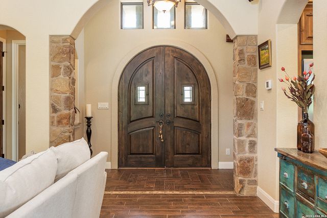 1006 State Highway 46 E., Boerne, TX 78006