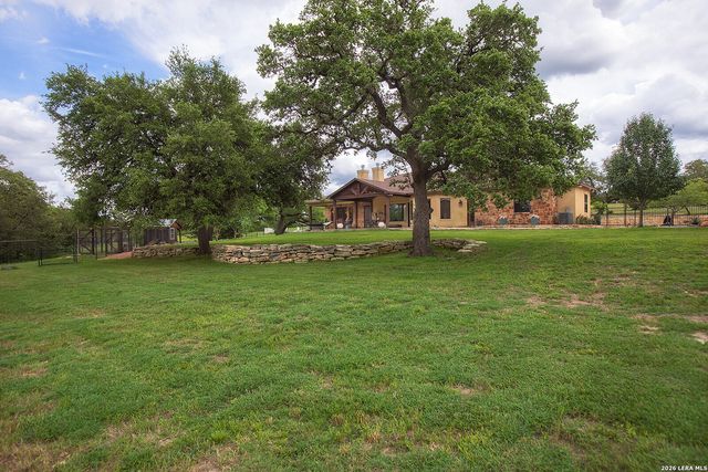 1006 State Highway 46 E., Boerne, TX 78006