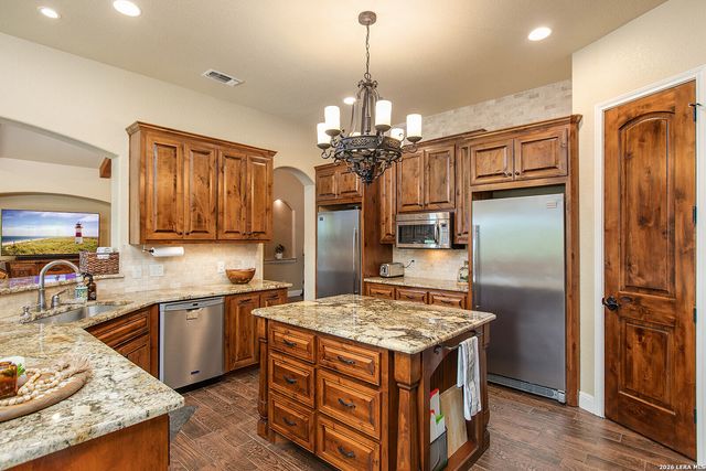 1006 State Highway 46 E., Boerne, TX 78006