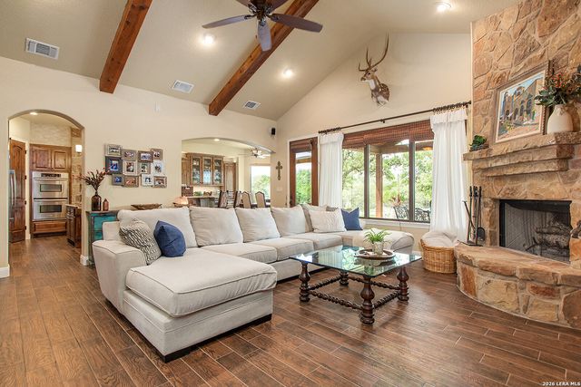 1006 State Highway 46 E., Boerne, TX 78006