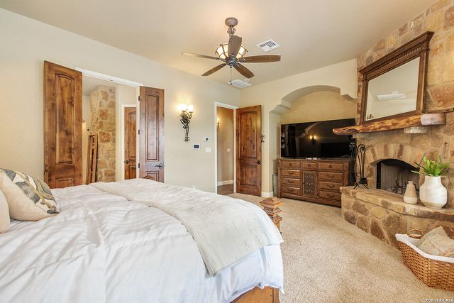 1006 State Highway 46 E., Boerne, TX 78006