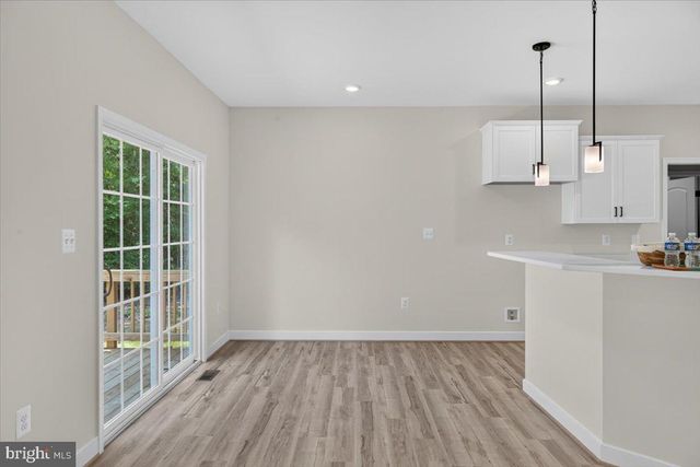 126 HICKORY LN, Bumpass, VA 23024