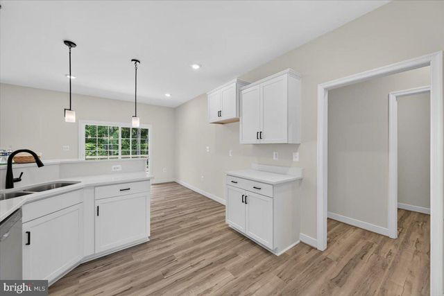 126 HICKORY LN, Bumpass, VA 23024