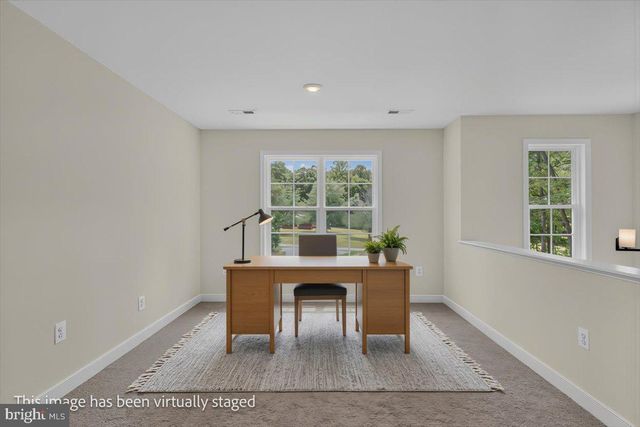 126 HICKORY LN, Bumpass, VA 23024
