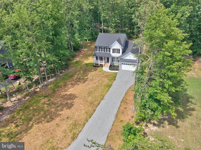 126 HICKORY LN, Bumpass, VA 23024