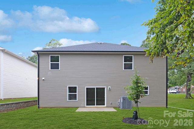 5041 San Francisco Circle, Charlotte, NC 28216