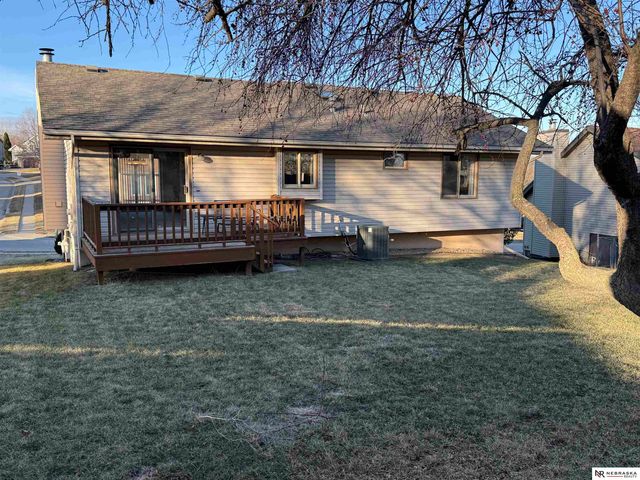 5763 N 130th Street, Omaha, NE 68164