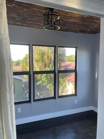 432 15th Street 2, West Palm Beach, FL 33401