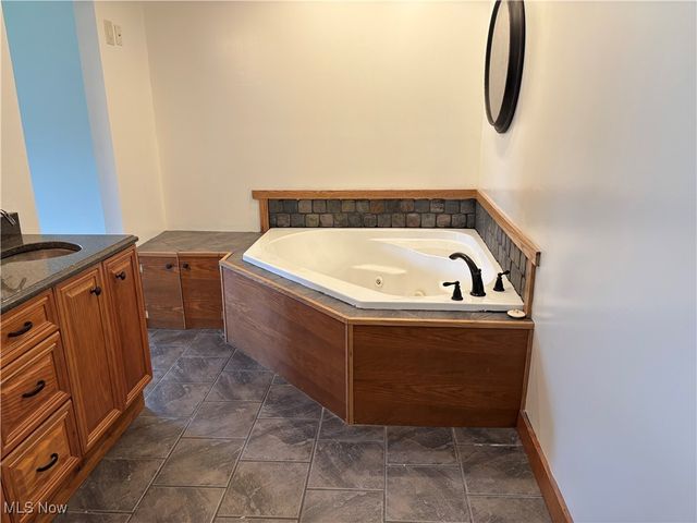 3720 Wesley Chapel Road, Zanesville, OH 43701