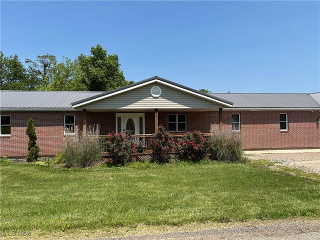 3720 Wesley Chapel Road, Zanesville, OH 43701