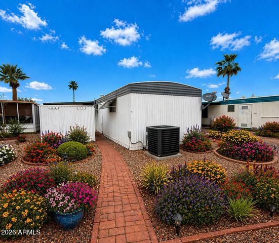10701 N 99th Avenue 162, Peoria, AZ 85345