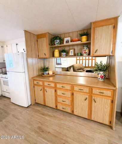 10701 N 99th Avenue 162, Peoria, AZ 85345