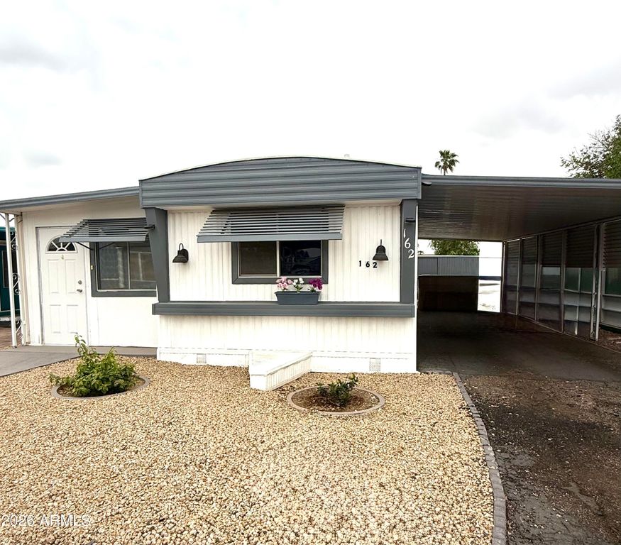 Image 1 of property listing at 10701 N 99th Avenue 162, Peoria, AZ 85345