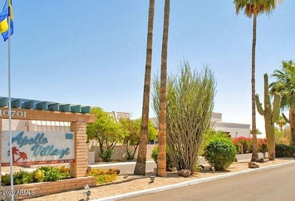 Image 15 of property listing at 10701 N 99th Avenue 162, Peoria, AZ 85345