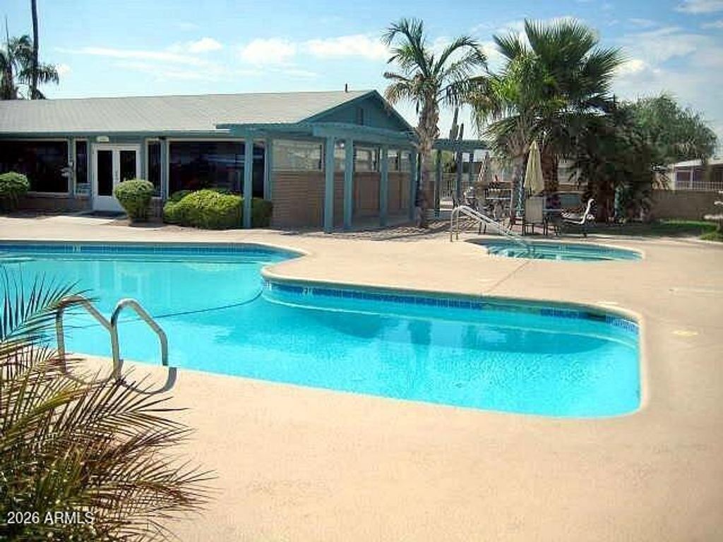 Image 17 of property listing at 10701 N 99th Avenue 162, Peoria, AZ 85345