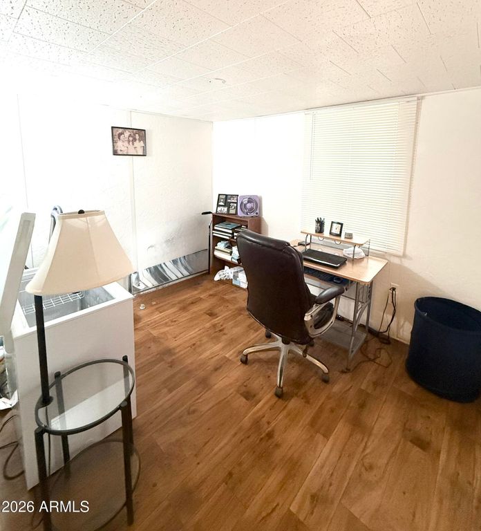 Image 9 of property listing at 10701 N 99th Avenue 162, Peoria, AZ 85345