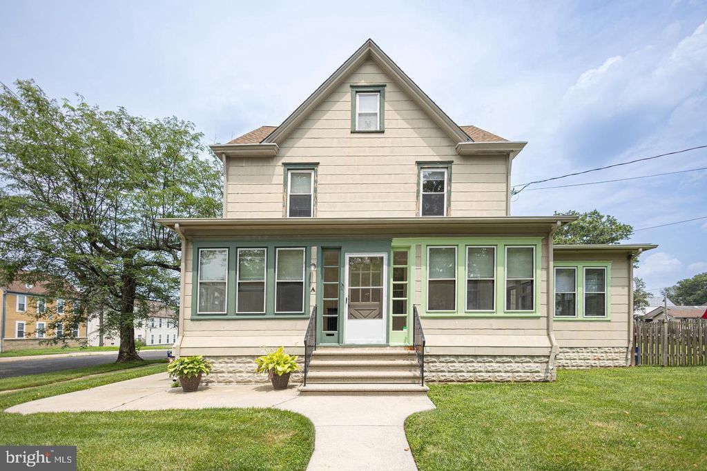 101 NEWTON AVE, Oaklyn, NJ 08107