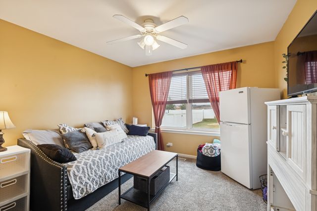 26334 W Silver Stream Drive, Channahon, IL 60410