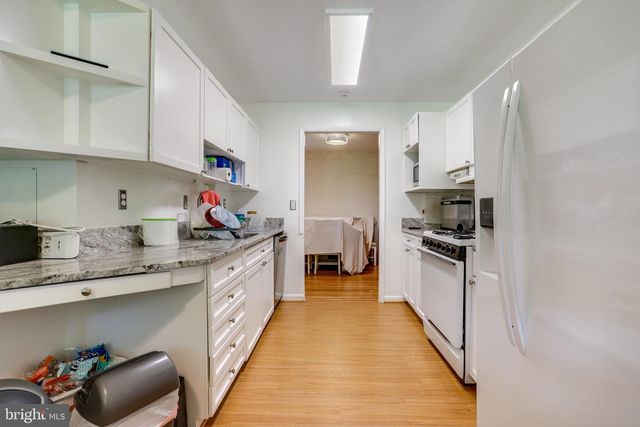 11802 ENID DR, Potomac, MD 20854