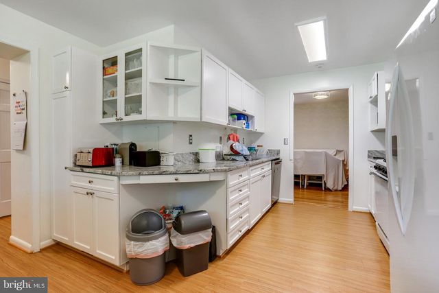 11802 ENID DR, Potomac, MD 20854