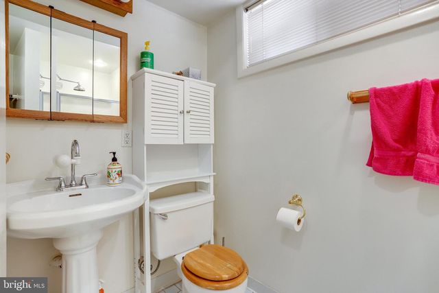 11802 ENID DR, Potomac, MD 20854