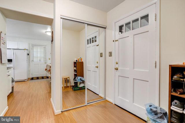 11802 ENID DR, Potomac, MD 20854