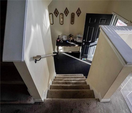 493 E LAKE Drive, Riverdale, GA 30274