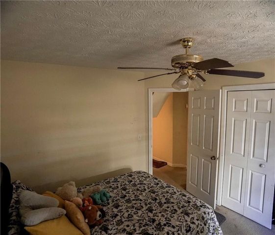 493 E LAKE Drive, Riverdale, GA 30274