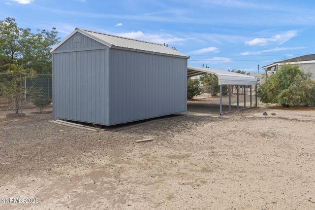 2880 Talapoosa Street, Silver Springs, NV 89429