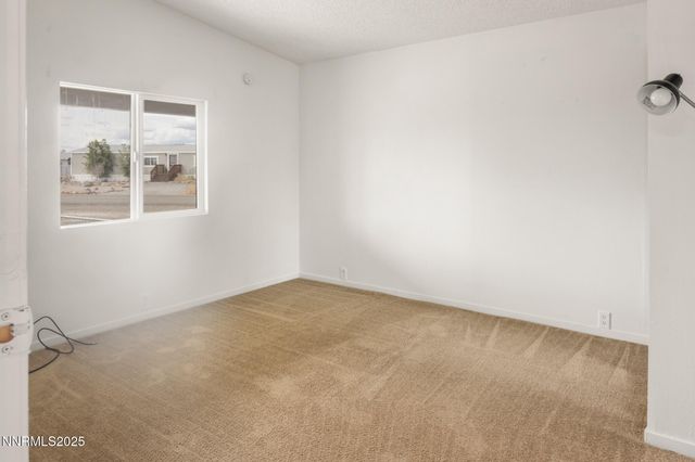 2880 Talapoosa Street, Silver Springs, NV 89429