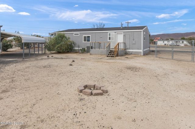 2880 Talapoosa Street, Silver Springs, NV 89429