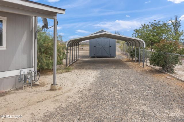 2880 Talapoosa Street, Silver Springs, NV 89429