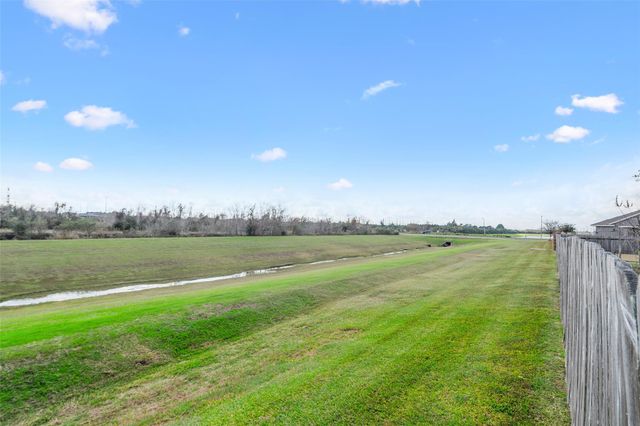 1721 Lakeside Harbor Court, League City, TX 77573