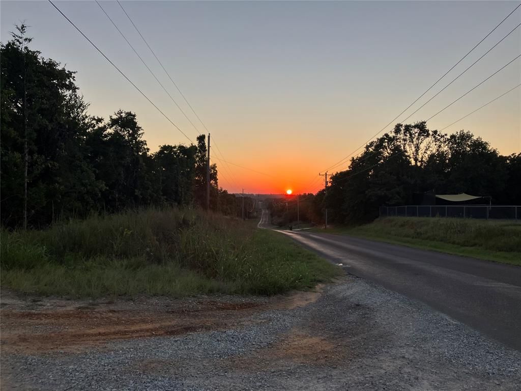 14180 E Deer Creek Road, Newalla, OK 74857