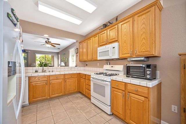 7509 Apple Hollow Loop, Roseville, CA 95747
