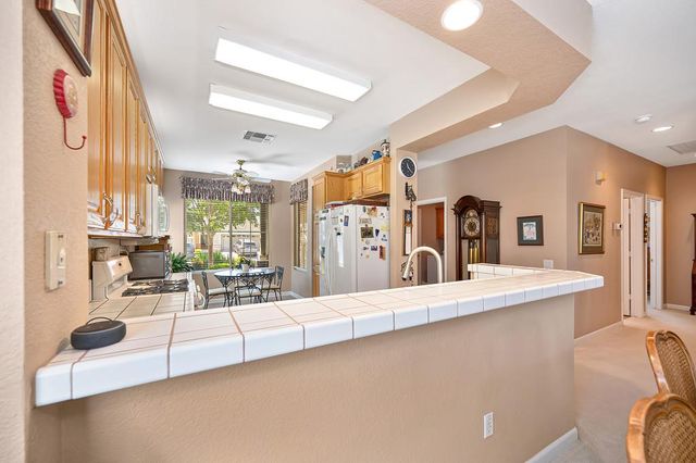 7509 Apple Hollow Loop, Roseville, CA 95747