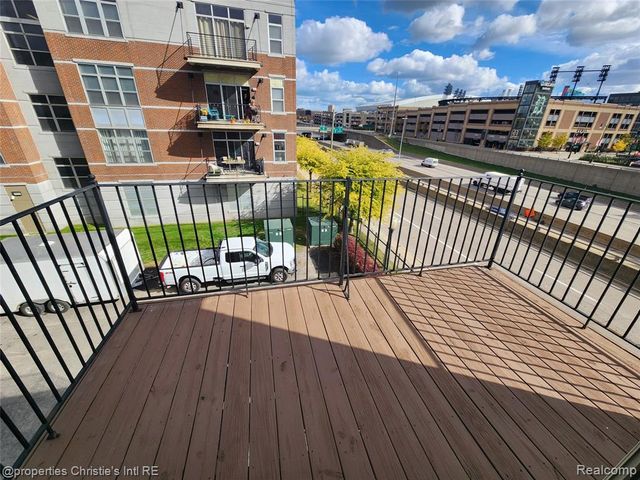 2442 Woodward Avenue, Detroit, MI 48201